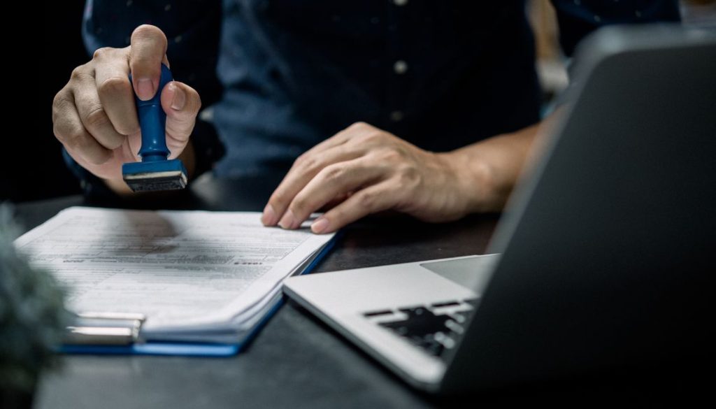 Housse De Capot De Voiture Avec Drapeau Du Royaume De Belgique - 100 % Polyester - Tissu élastique Lavable - Bannière De Capot De Voiture
